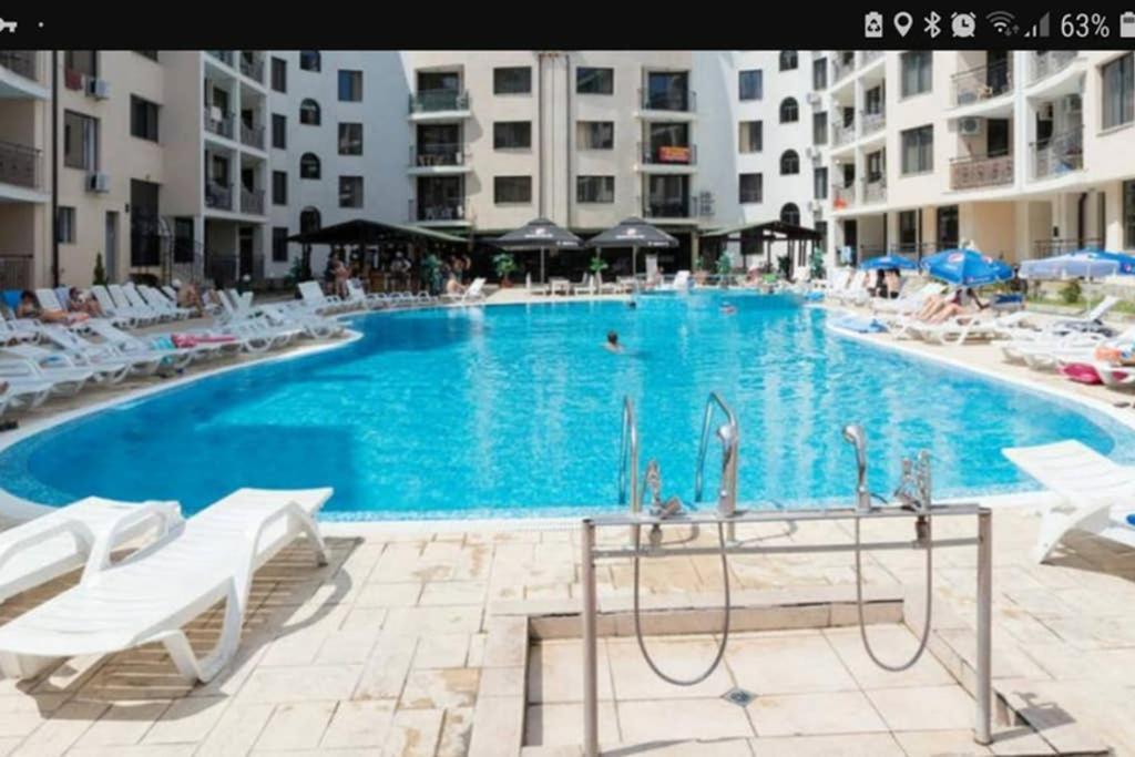 Avalon Appartament Da Lary Sunny Beach Exterior foto