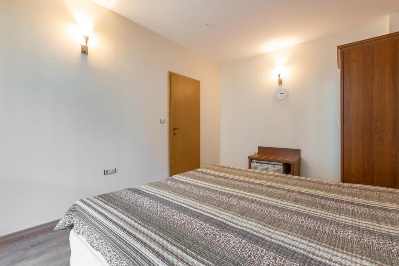 Avalon Appartament Da Lary Sunny Beach Exterior foto
